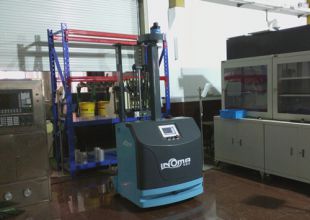 國(guó)內(nèi)第一臺(tái)激光抱夾式AGV叉車誕生